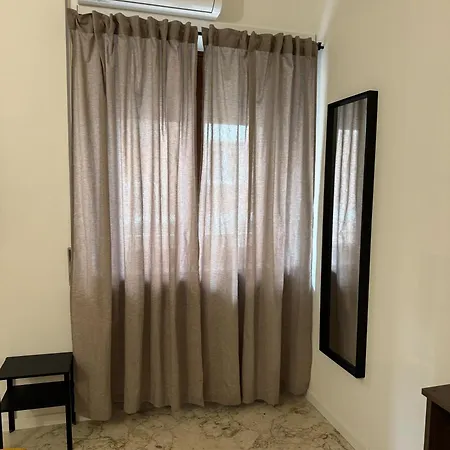 Residenza Piramide Рим