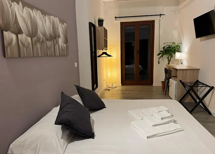 Residenza Piramide Rome