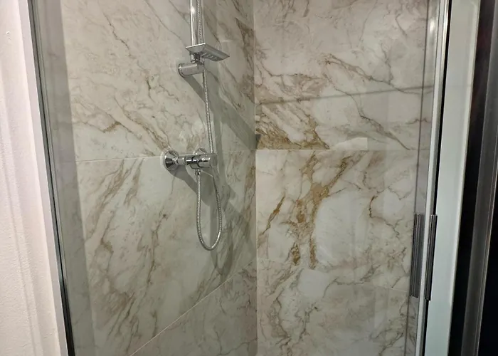 Residenza Piramide Guest house Rome