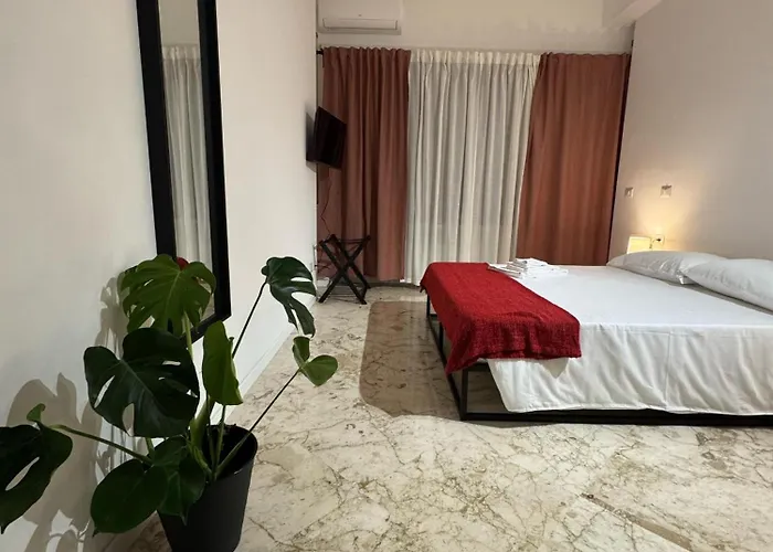 Residenza Piramide 4* Rome